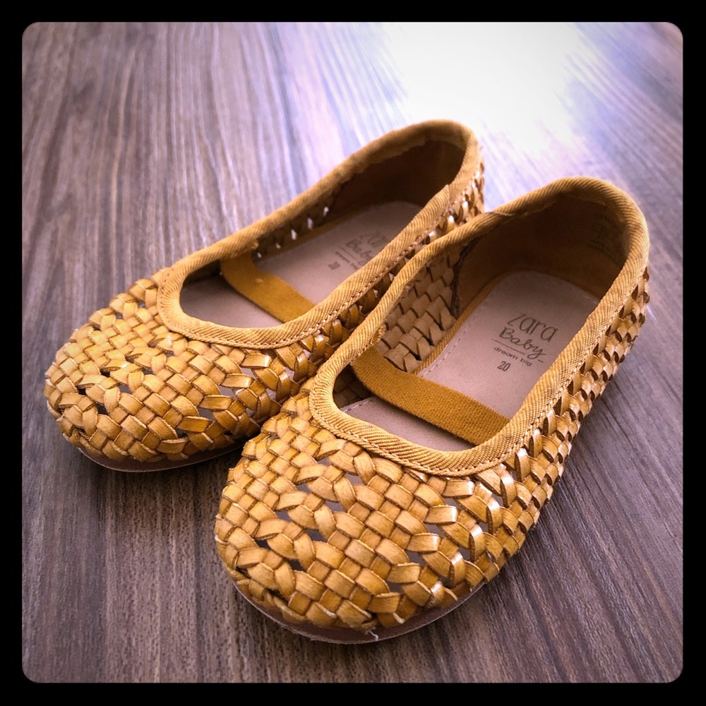 ADORABLE shoes by Zara baby approx size 6 toddler